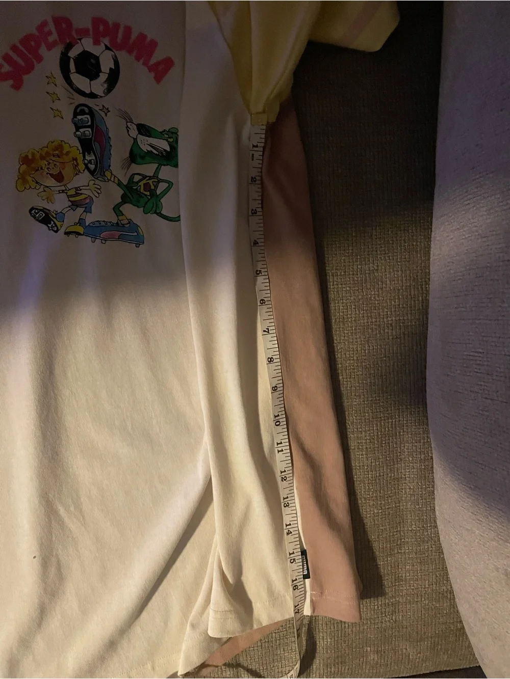 Puma KIDSUPER STUDIOS-short sleeve-‘SUPER-PUMA’ L fits XL Cream,Yellow,Purple
